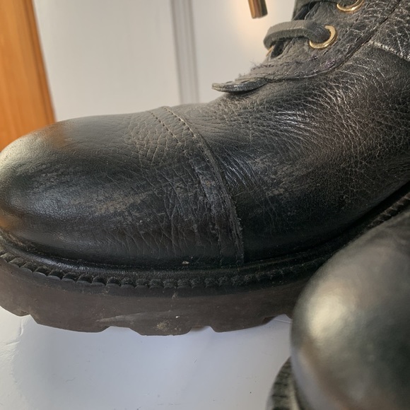 Tory Burch boots size 9 - Picture 3 of 9